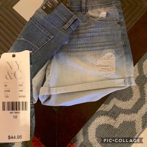 SUMMER CLOTHES ☀️ - Picture 2 of 8